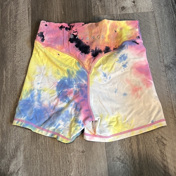 Cloud shorts - Picture 2 of 3